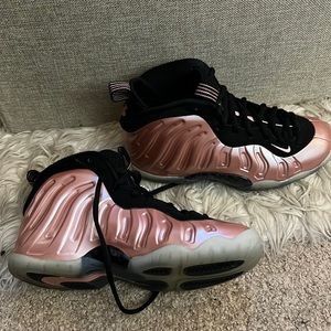 Pink Nike Foamposit